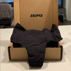 SKIMS: Core Control Thong